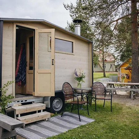 Sundholms Gard - Sundholmin Tila * Коккола