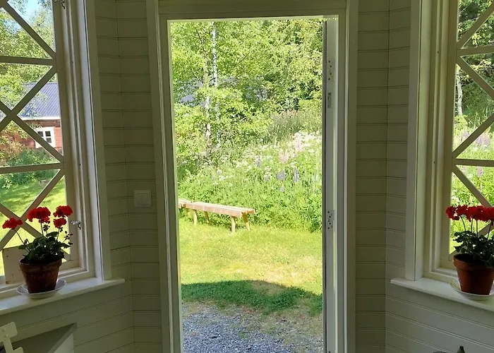 Sundholms Gard - Sundholmin Tila Шале Коккола